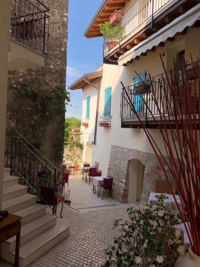 Locanda Agli Angeli Гардоне Ривера Екстериор снимка
