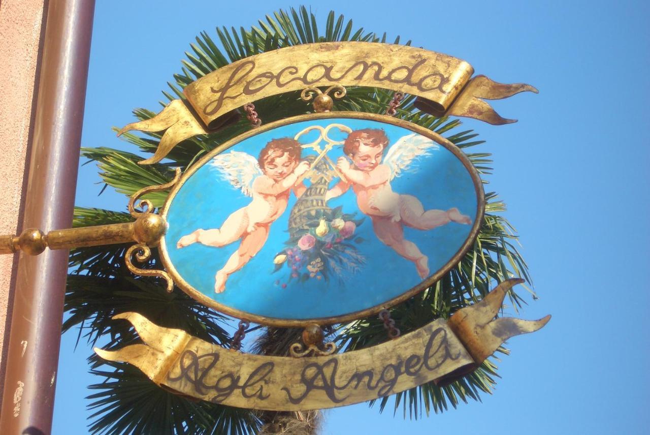 Locanda Agli Angeli Гардоне Ривера Екстериор снимка
